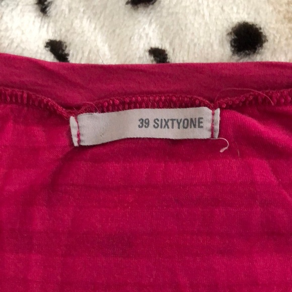 🍀EUC XS 39 SIXTYONE TEE HARDLY WORN NO FLAWS - Picture 2 of 4